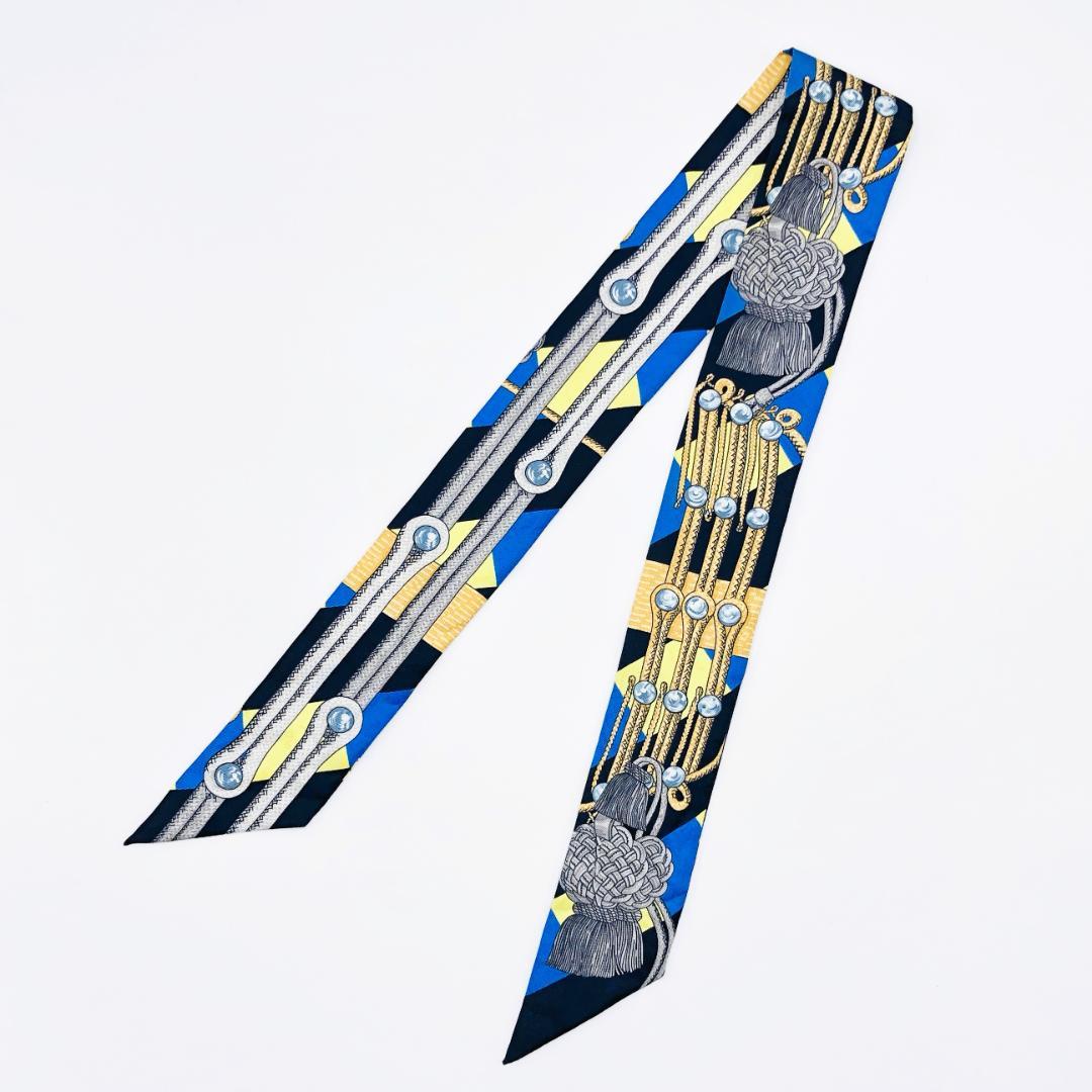 Hermes Twilly Harnessed Scarf with Tags Excellent Condition