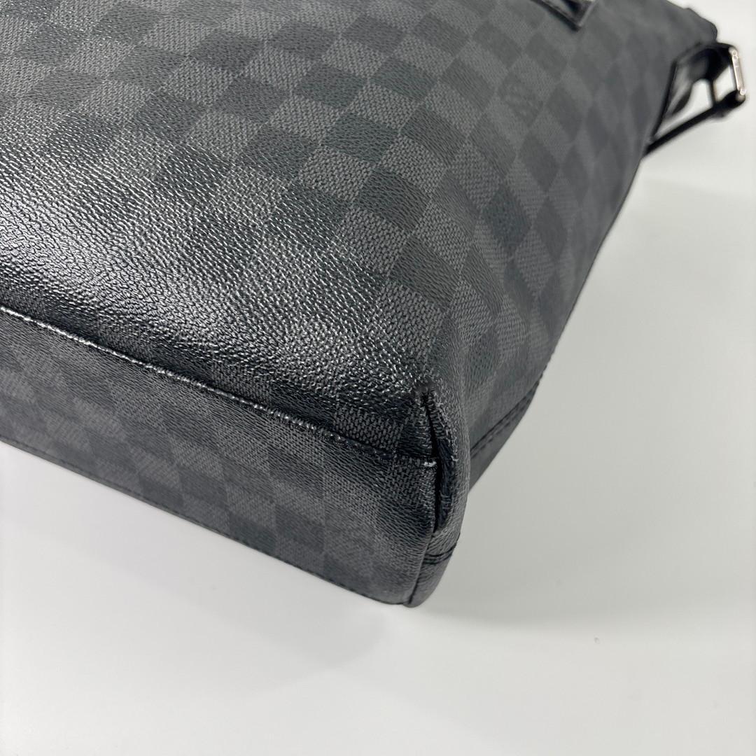 Louis Vuitton Damier Graphite Mick GM Shoulder Bag Black