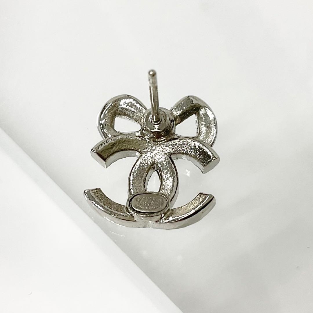 Chanel Cocomark Ribbon Rhinestone Earrings Silver
