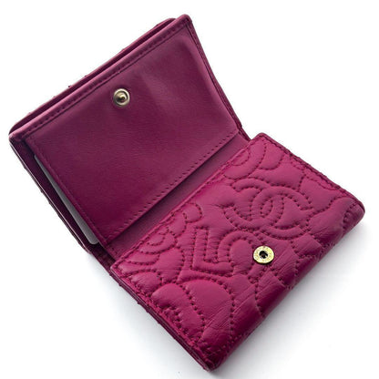 Chanel Wallet Camellia Stitch Trifold — view 6