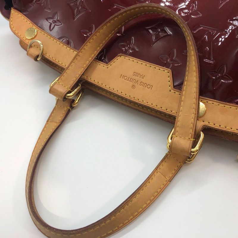 Louis Vuitton Vernis Blair MM Handbag M91690 Red Preowned 005580