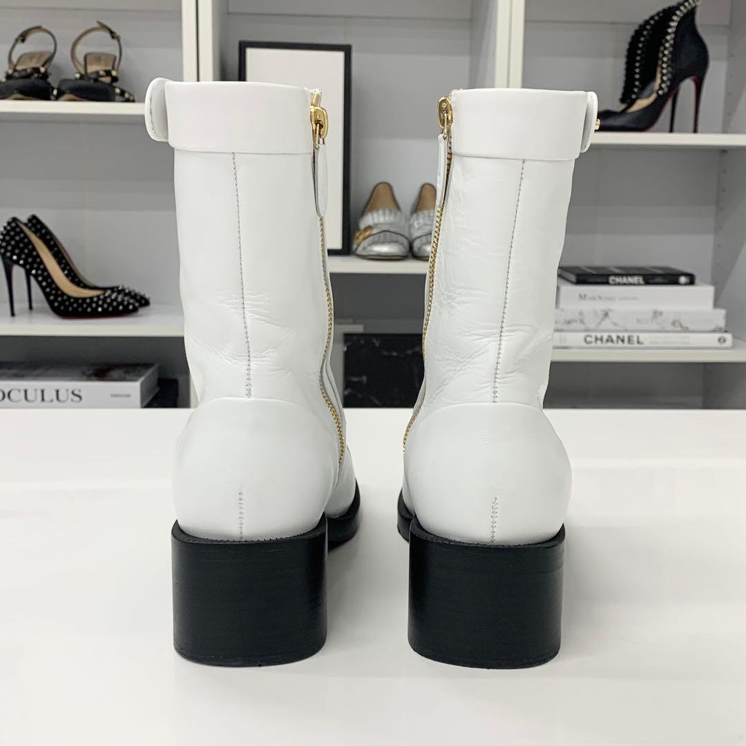 Chanel CC Logo Turnlock Leather Short Boots White Black — view 6