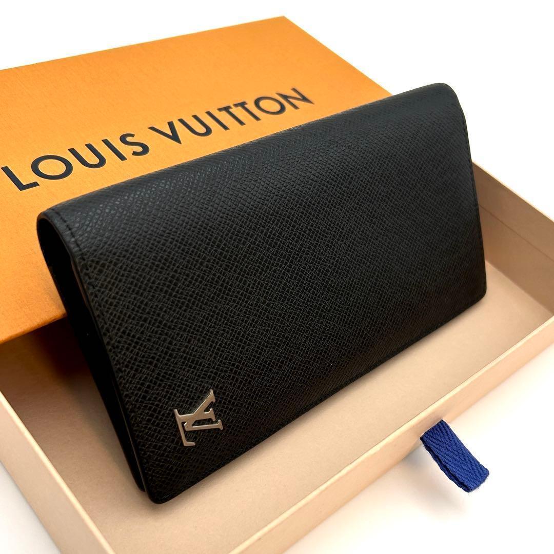 Louis Vuitton Taiga Metallic Portefeuille Brazza Wallet Black