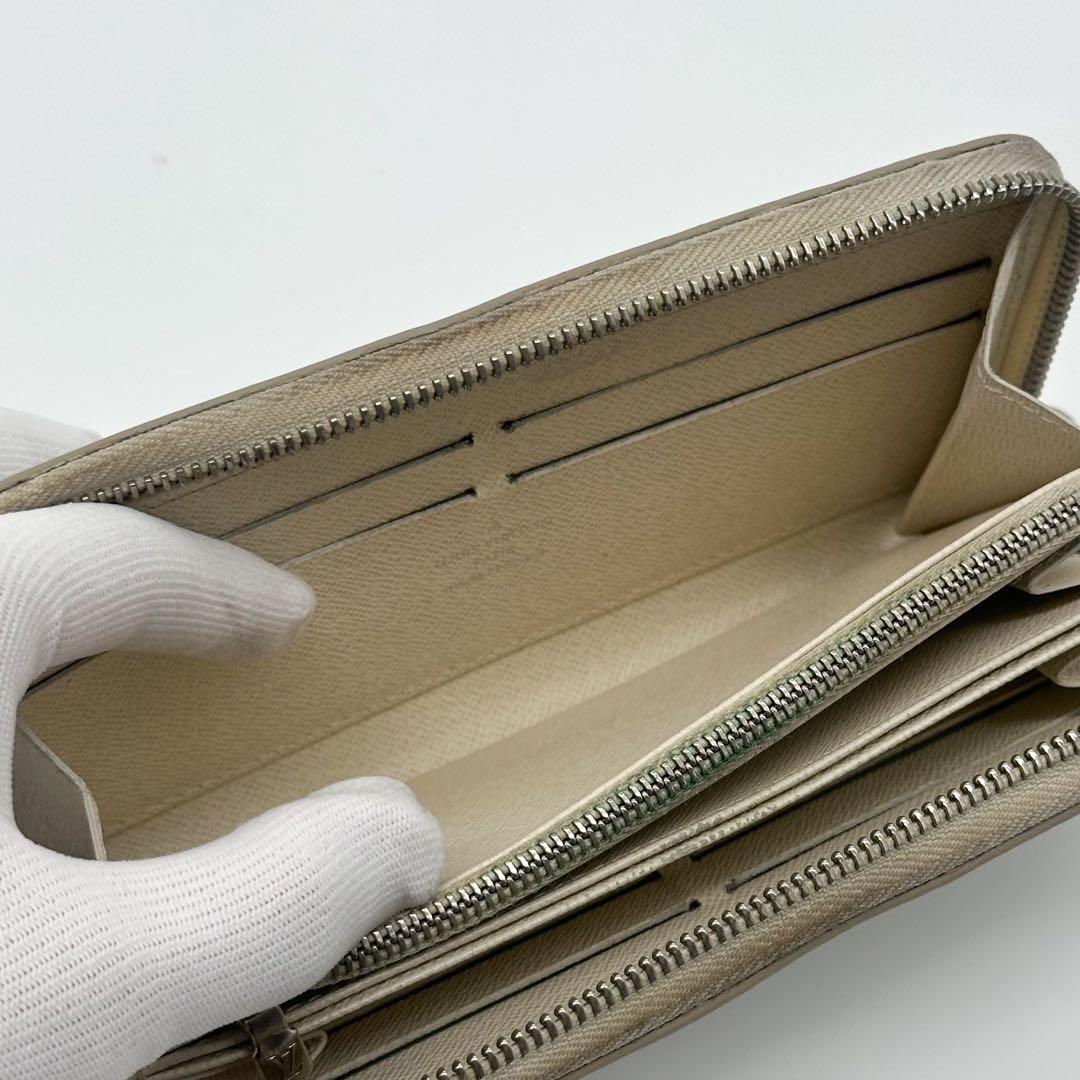 Louis Vuitton Zippy Wallet Epi White Leather Zip Around — view 9