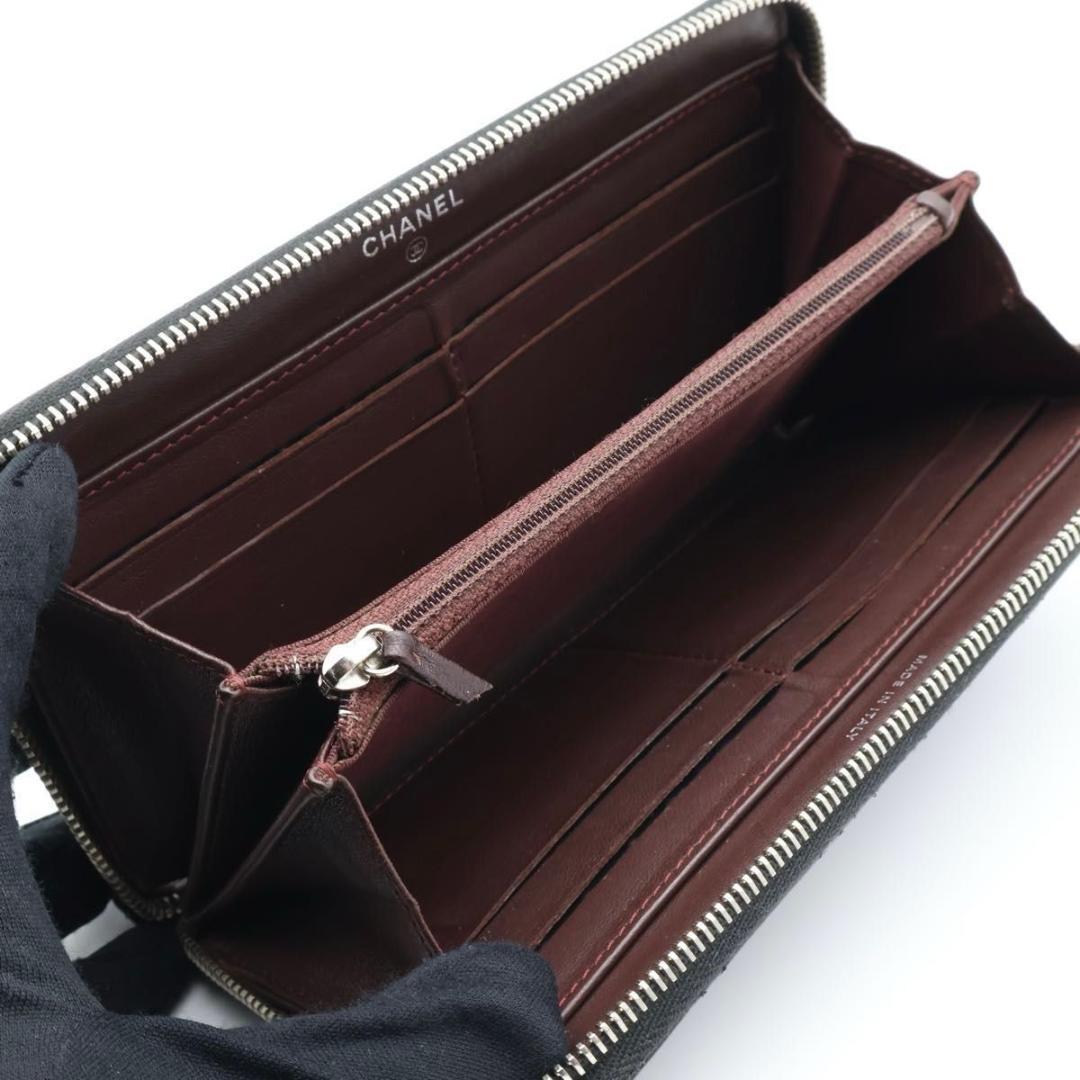 Chanel Quilted Zip Around Wallet Black — view 2