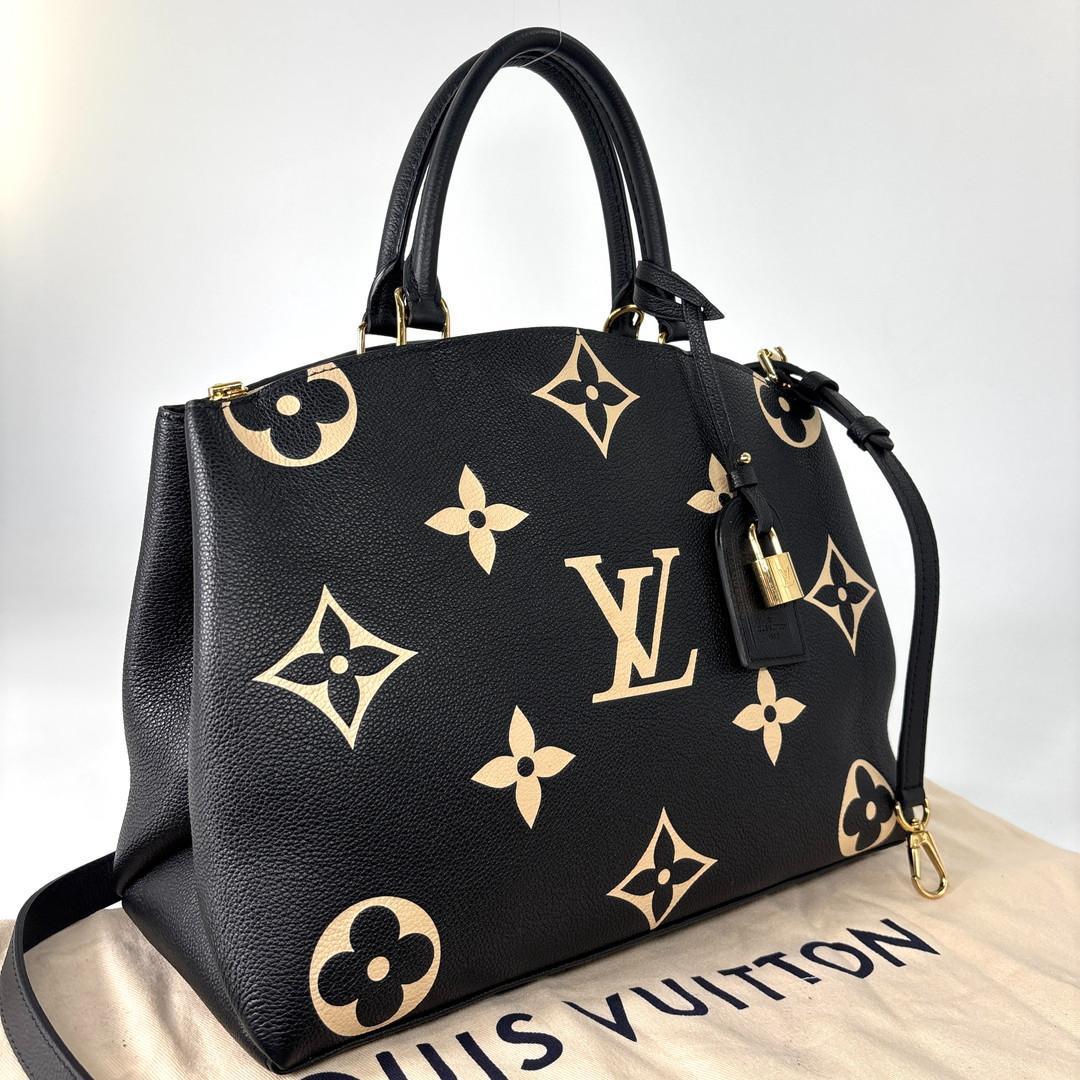 Louis Vuitton Monogram Empreinte Grand Palais MM Handbag Black — view 3
