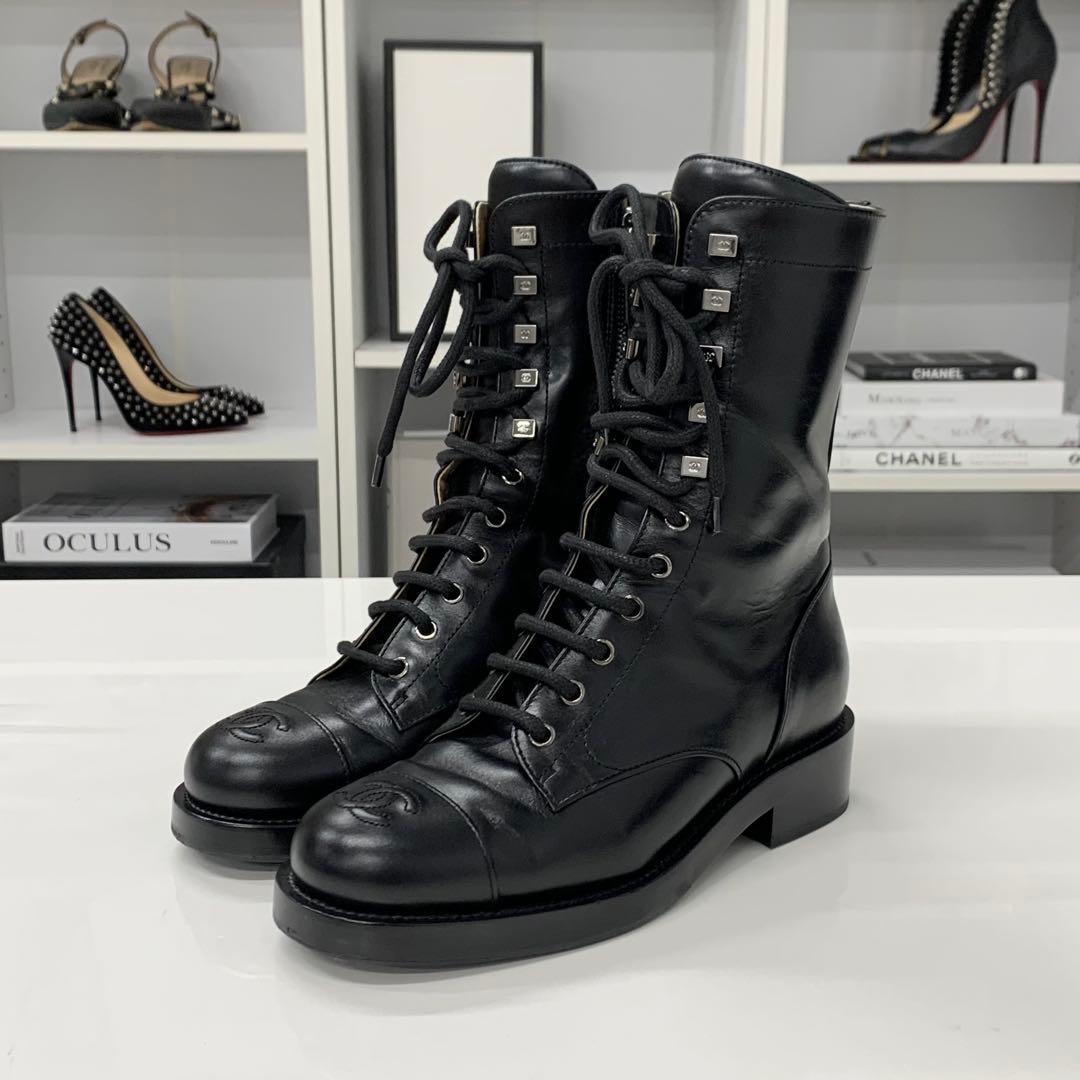 Chanel CC Logo Leather Lace-up Short Boots Black — view 3