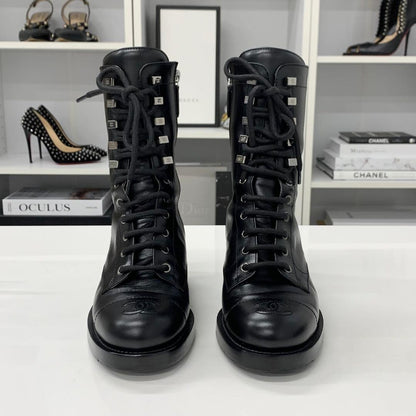 Chanel CC Logo Leather Lace-up Short Boots Black — view 4
