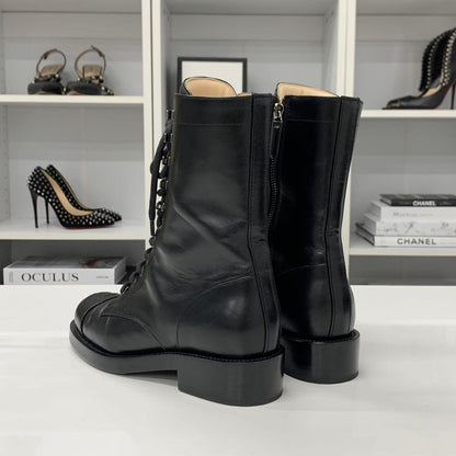 Chanel CC Logo Leather Lace-up Short Boots Black — view 5