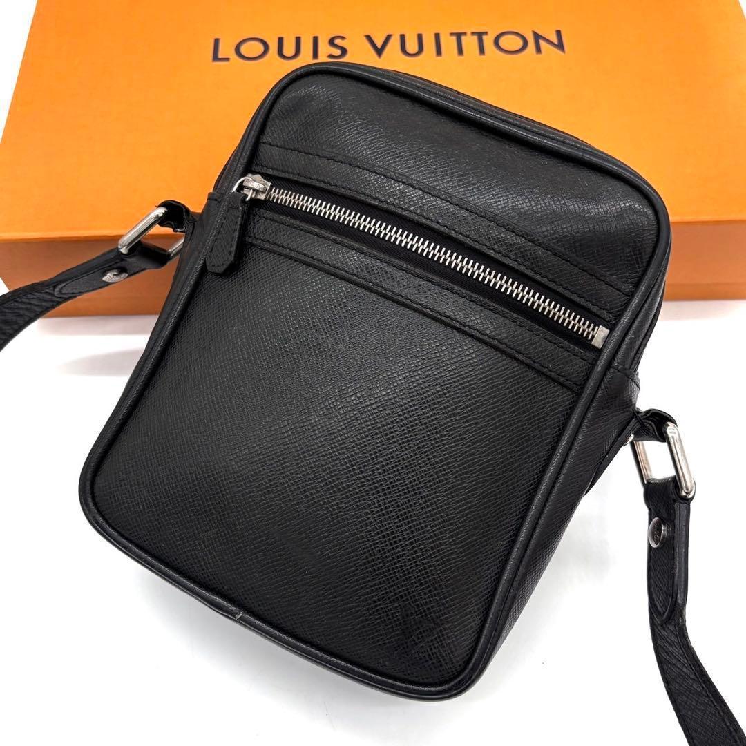 Louis Vuitton Taiga Dimitri Shoulder Bag Ardoise Black