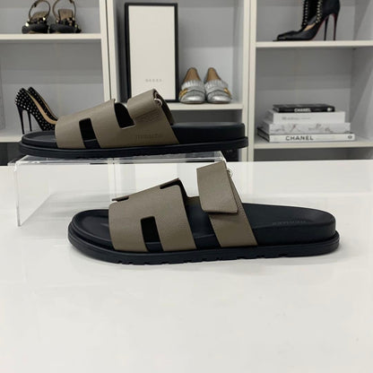 Hermes Chypre Leather Flat Sandals Grey Ge