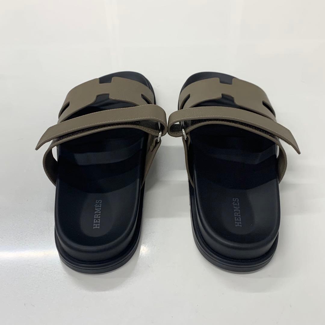Hermes Chypre Leather Flat Sandals Grey Ge