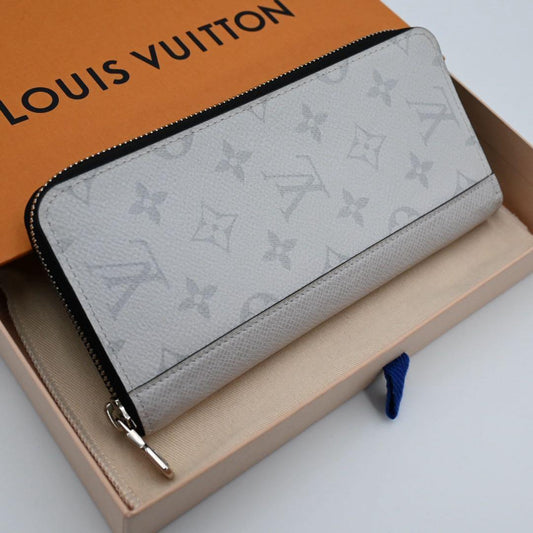 Louis Vuitton Taigarama Vertical Wallet Antarctica