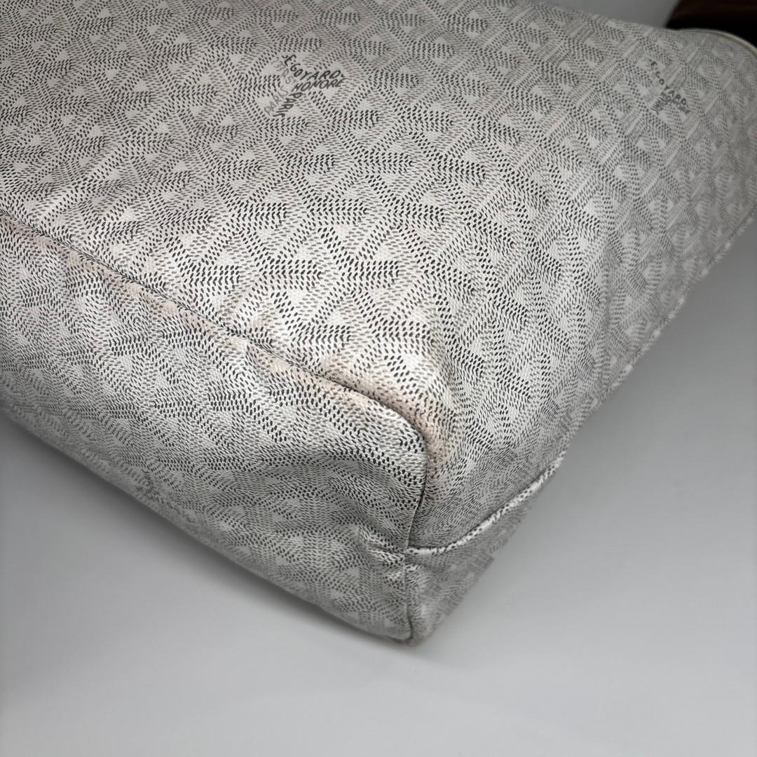 Goyard Super Saint Louis PM Tote White Pouch — view 8