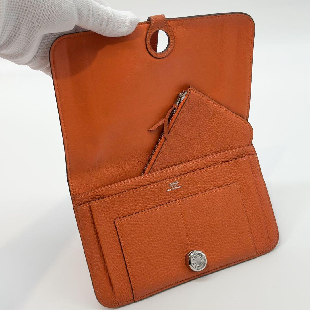 Hermes Dogon GM Orange Bifold Taurillon Clemence Wallet