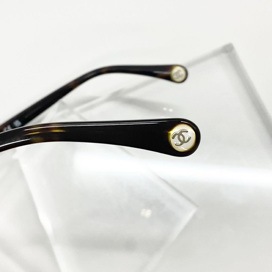 Chanel Sunglasses CC Logo Eyewear Brown — view 7