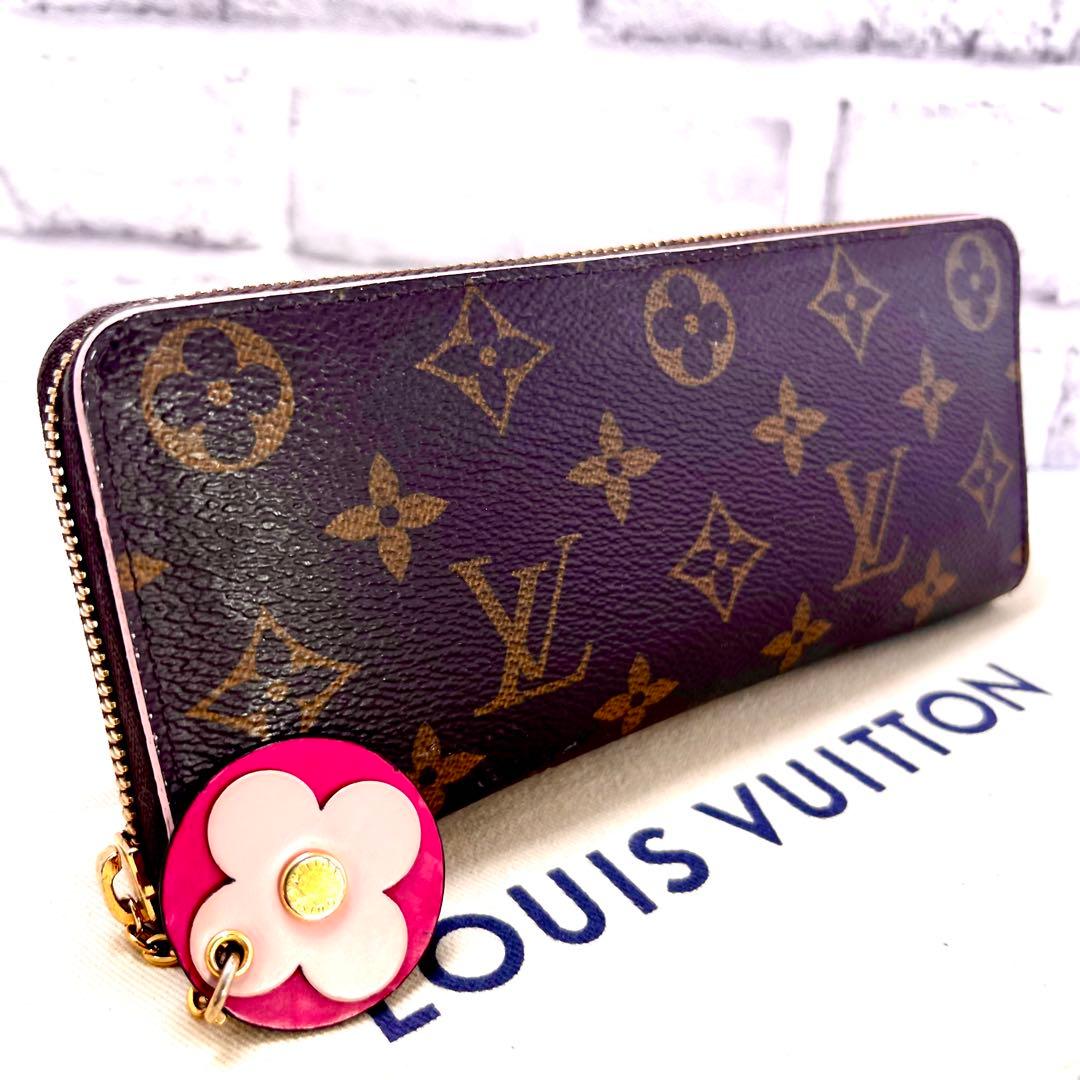 Louis Vuitton Monogram Portefeuille Clemence Flower Charm