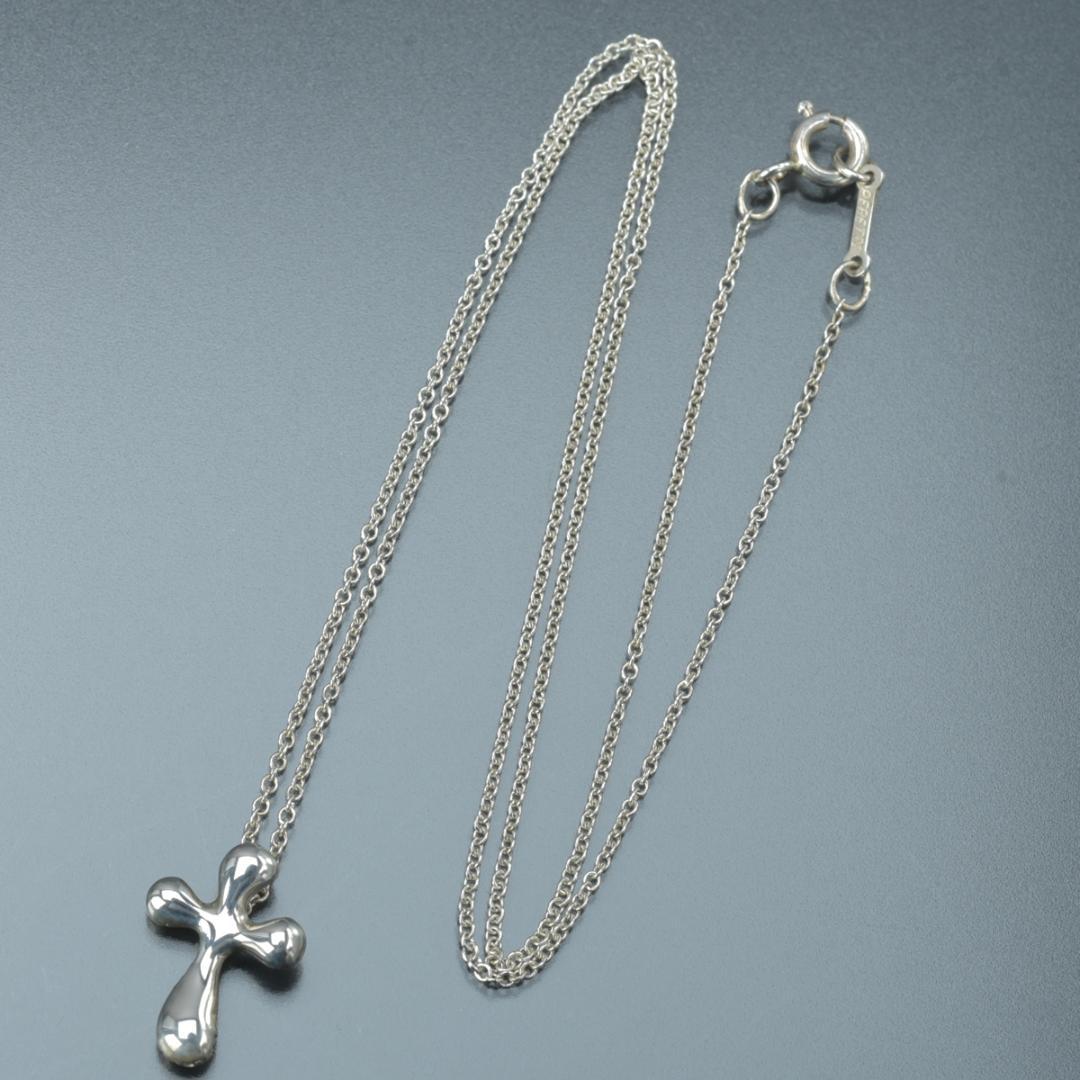 Tiffany & Co Polished Teardrop Small Cross Necklace — view 4