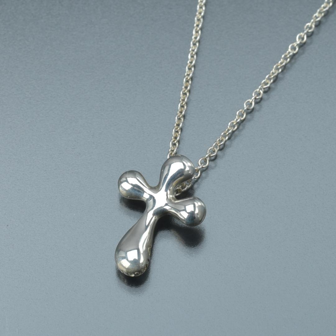 Tiffany & Co Polished Teardrop Small Cross Necklace — view 5