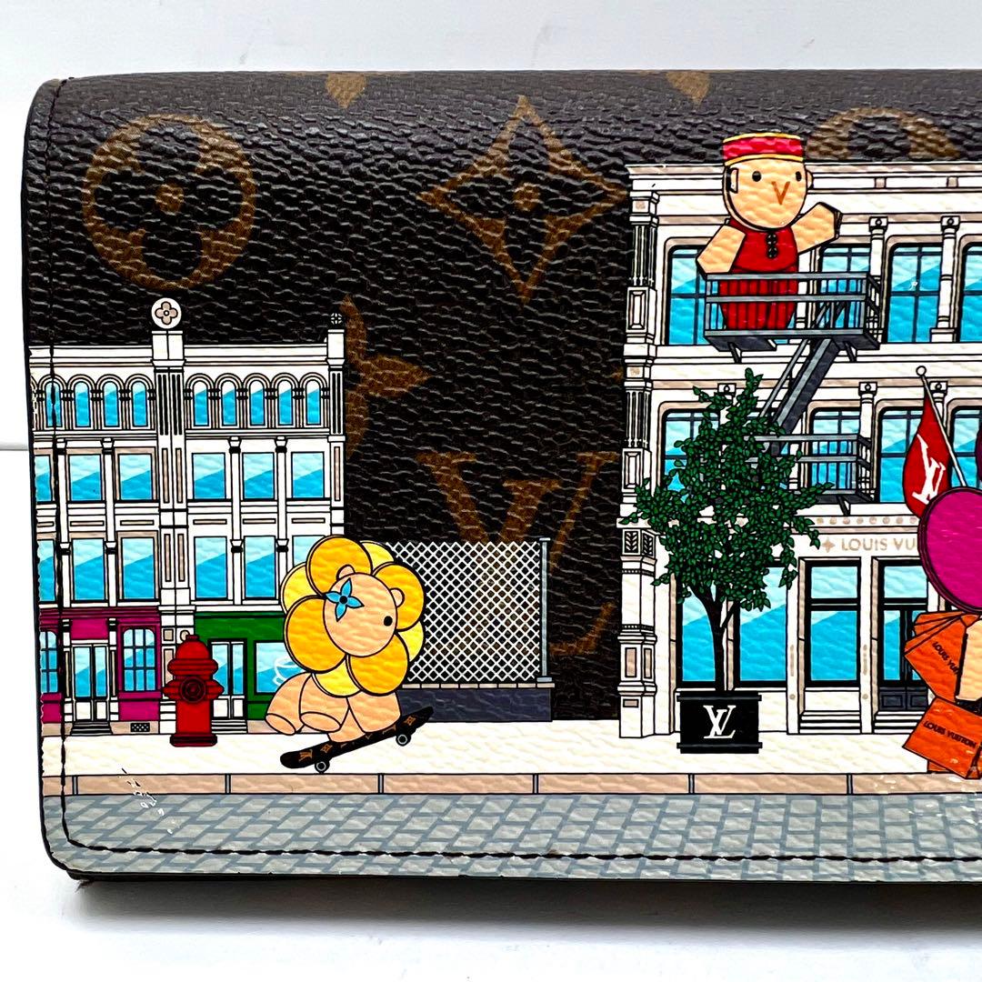 Louis Vuitton Vivienne Portefeuille Sarah Wallet — view 3