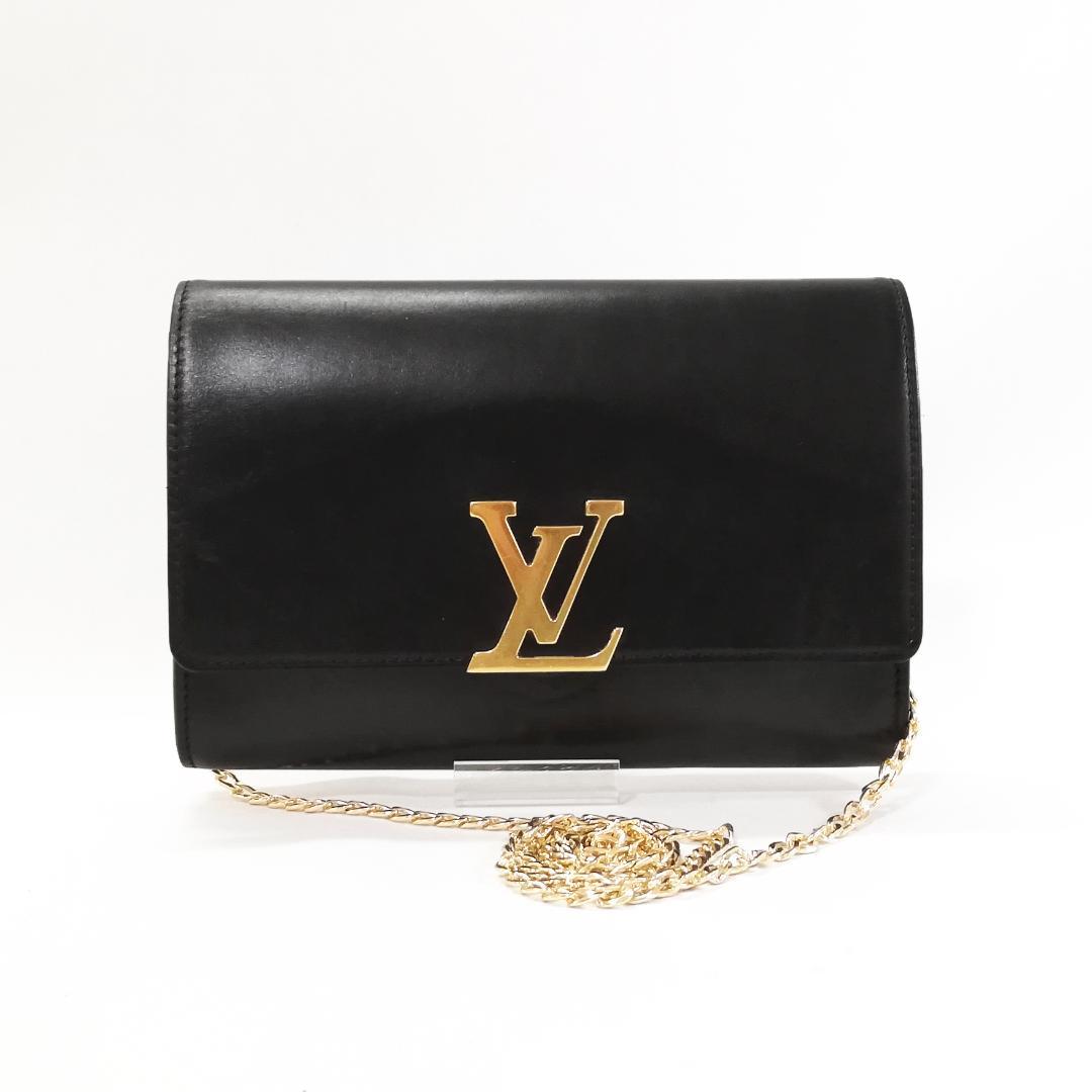 Louis Vuitton Pochette e GM Black Noir Shoulder Bag