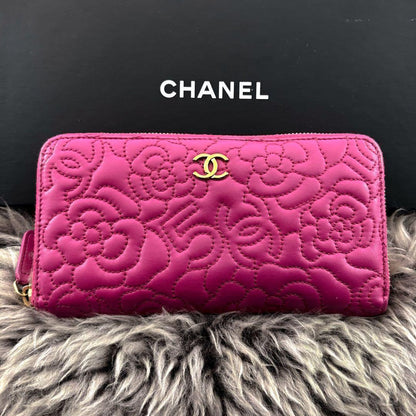 Chanel Wallet Camellia Stitch Round Zip — view 3