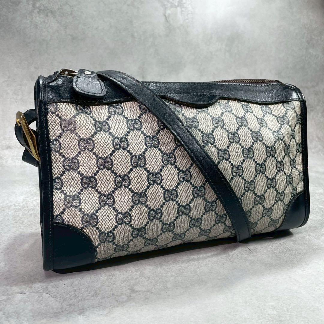 Gucci GG Shoulder Bag Navy Beige Logo Leather