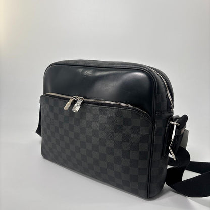 Louis Vuitton Super Damier Graphite Dayton MM Shoulder Bag Black — view 2