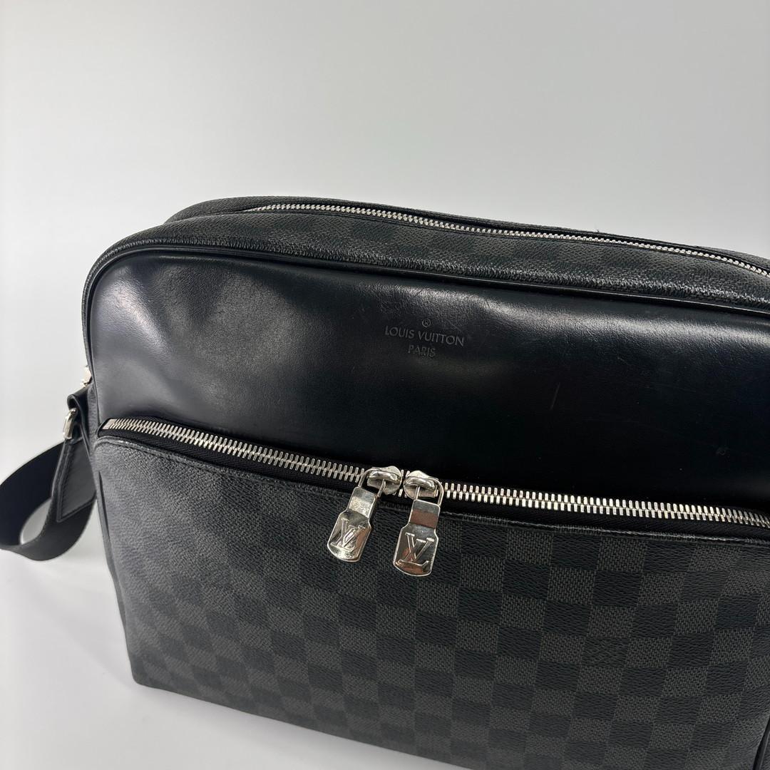 Louis Vuitton Super Damier Graphite Dayton MM Shoulder Bag Black — view 7