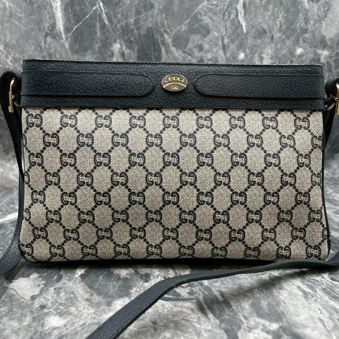 Gucci GG Shoulder Bag Navy Beige Leather Logo — view 2