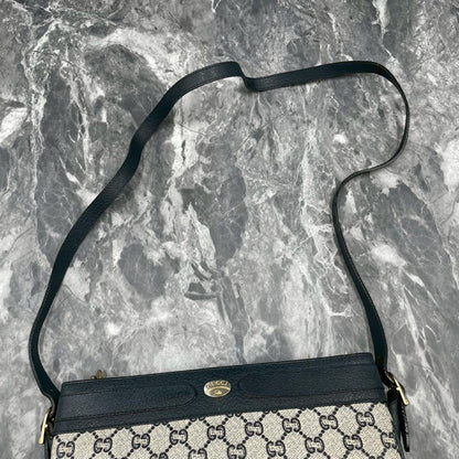 Gucci GG Shoulder Bag Navy Beige Leather Logo — view 4