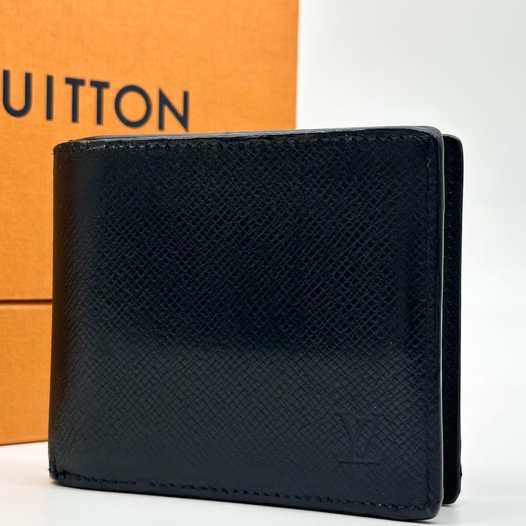 Louis Vuitton Portefeuille Amerigo NM Taiga Compact Marco Wallet