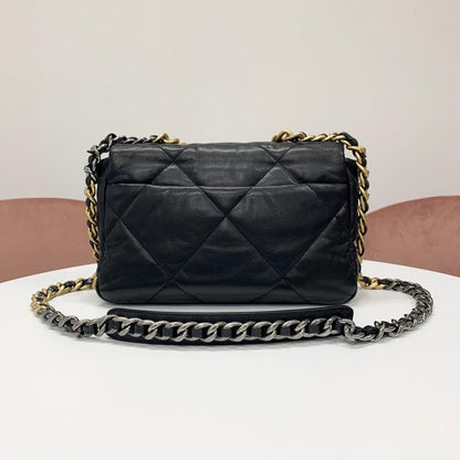 Chanel 19 Lambskin Turnlock — view 3
