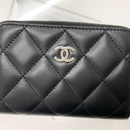 Chanel Quilted Lambskin CC Logo Coin Case Card — view 4