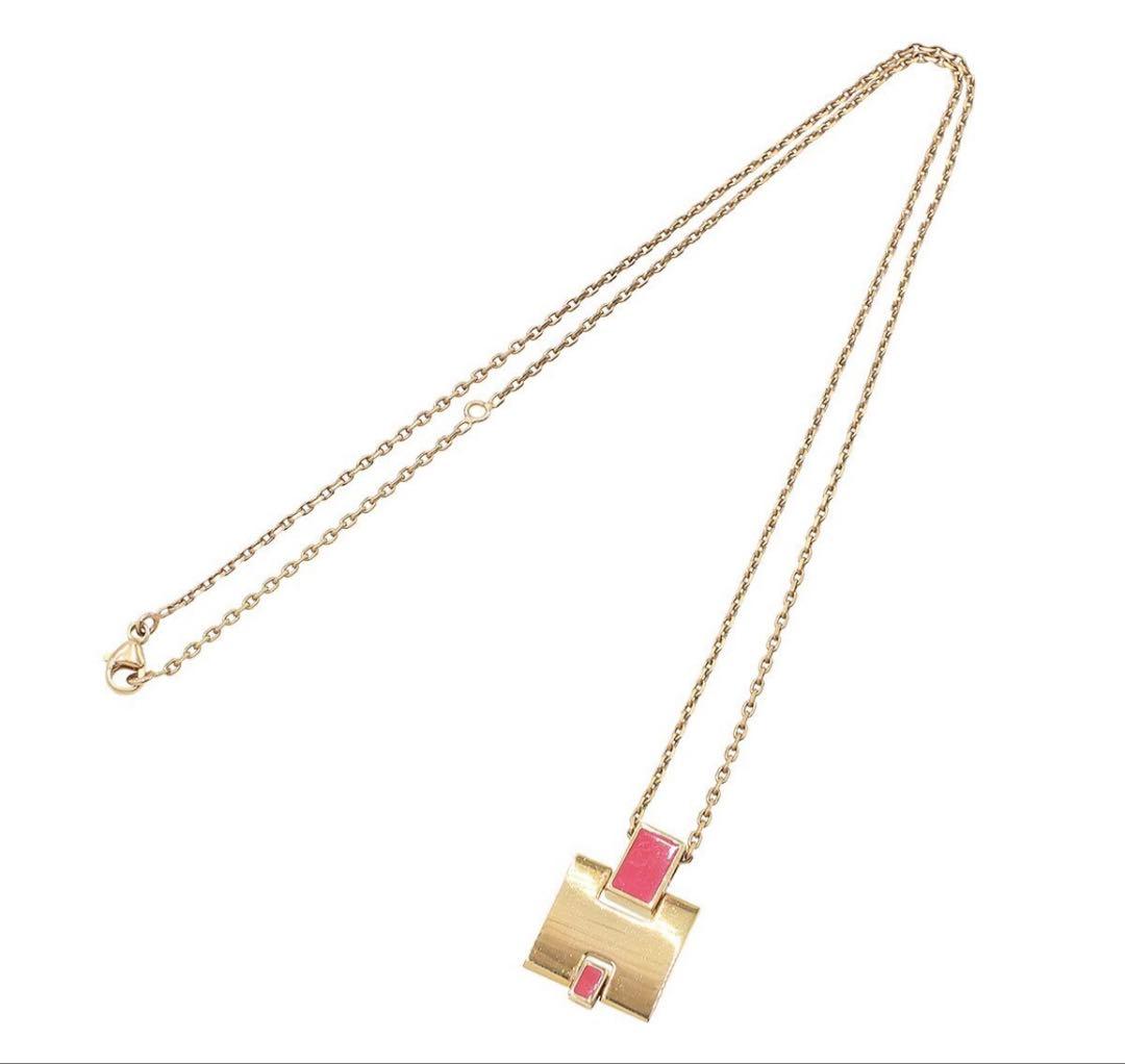 Hermes Irene Pendant Logo — view 2