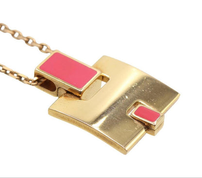 Hermes Irene Pendant Logo — view 3