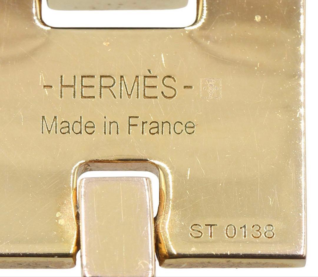 Hermes Irene Pendant Logo — view 5