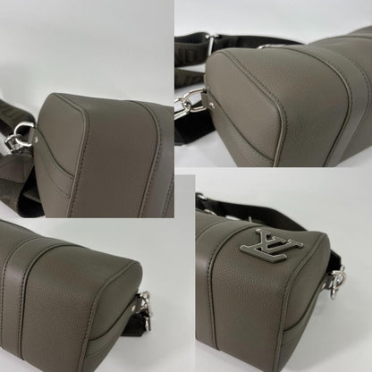 Louis Vuitton IC Aerogram City Keepall Shoulder — view 8