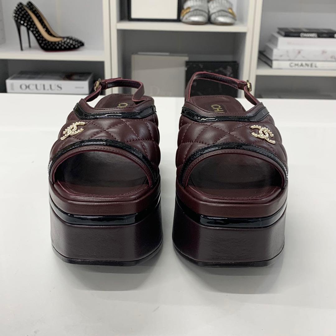 Chanel CC Logo Leather Quilted Ring Back Sandals Brown
