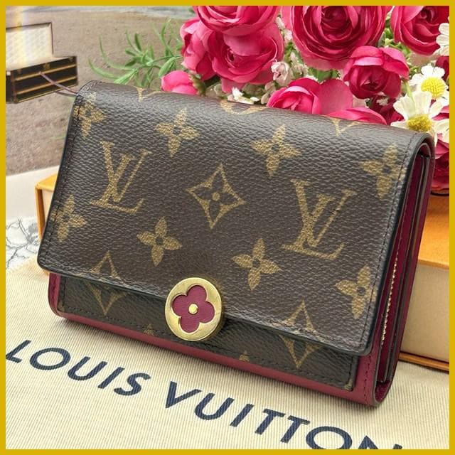 Louis Vuitton Monogram Portefeuille Flor Compact Wallet