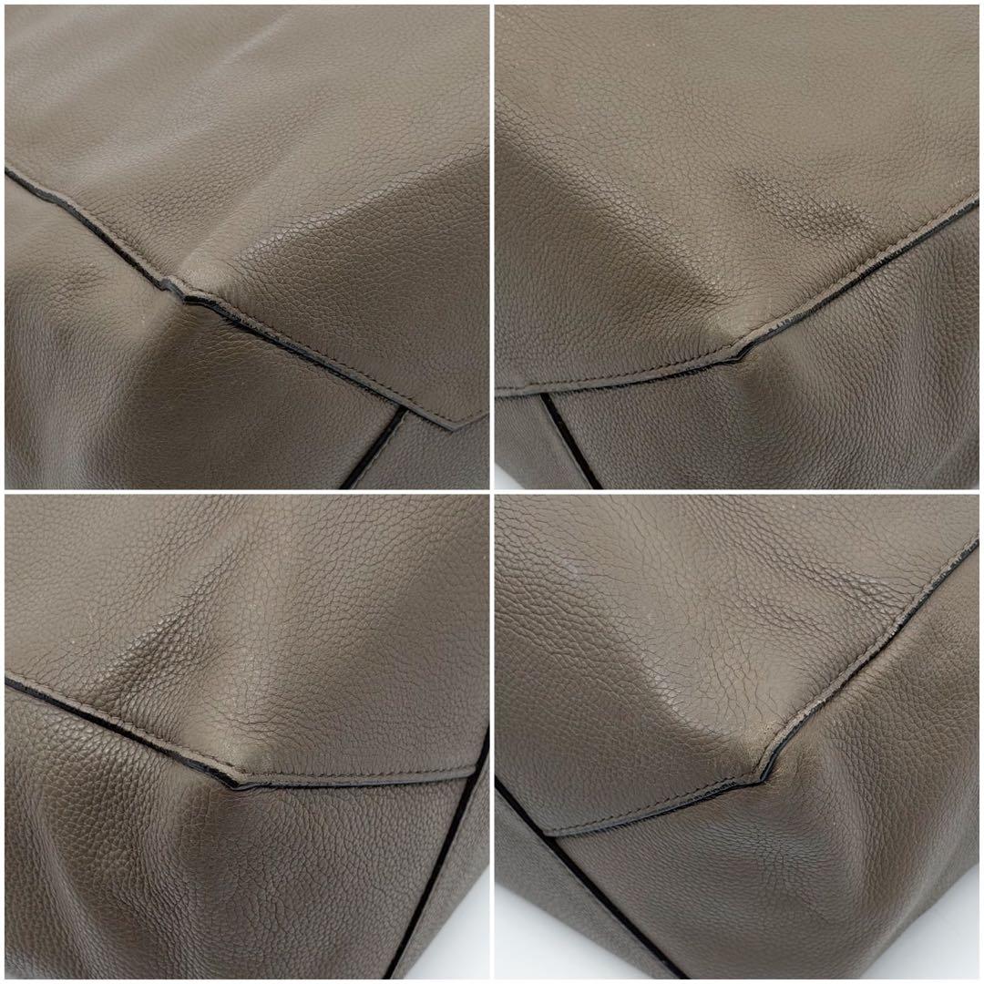 Celine Cabas Phantom Tote Leather Handbag — view 7