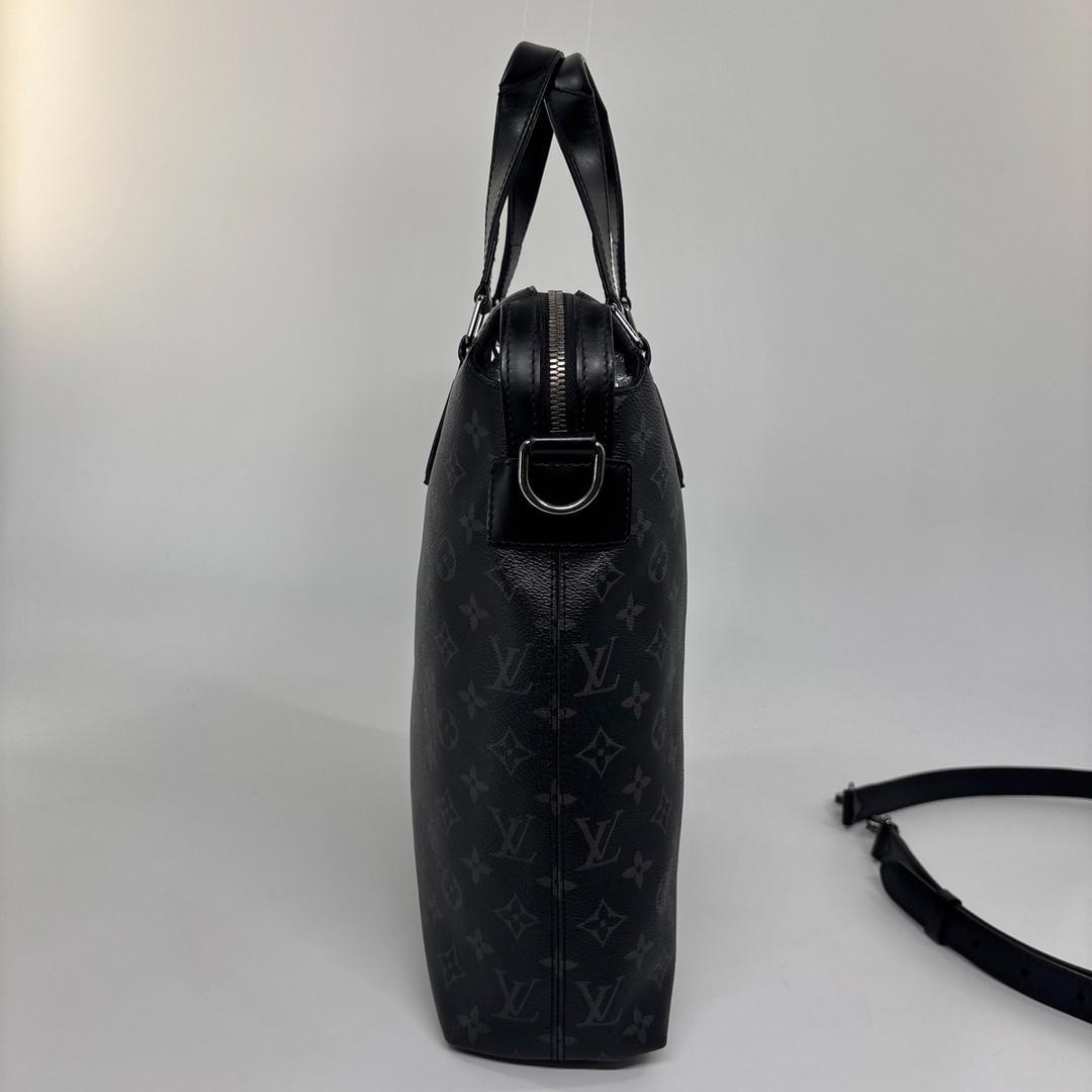 Louis Vuitton Super Monogram Eclipse Explorer Business — view 4