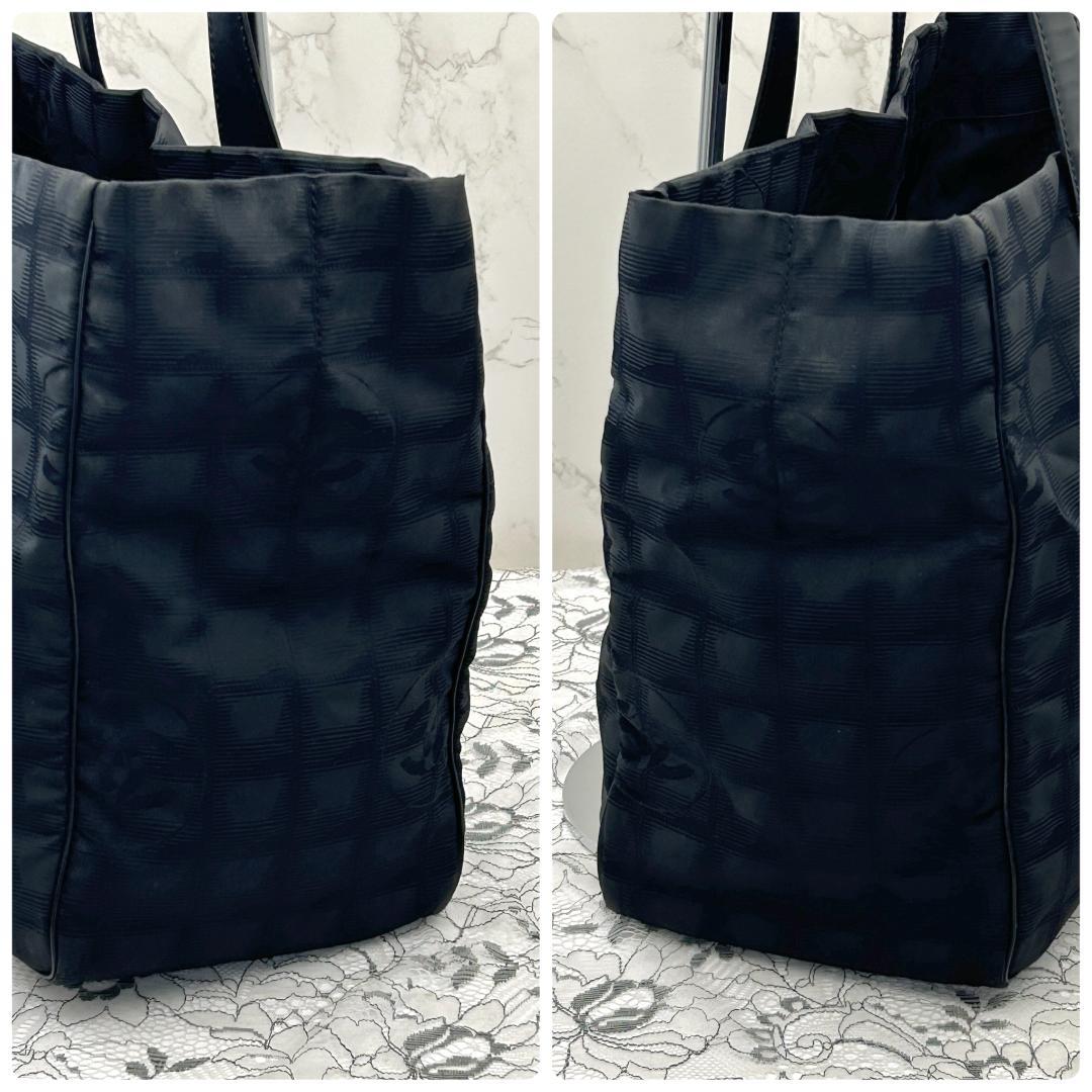 Chanel New Travel Line Tote MM — view 3