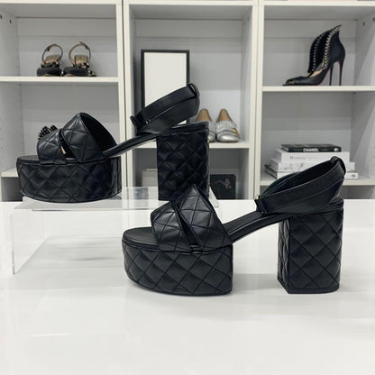 Chanel CC Logo Leather Quilted Strap Sandals Black — view 2