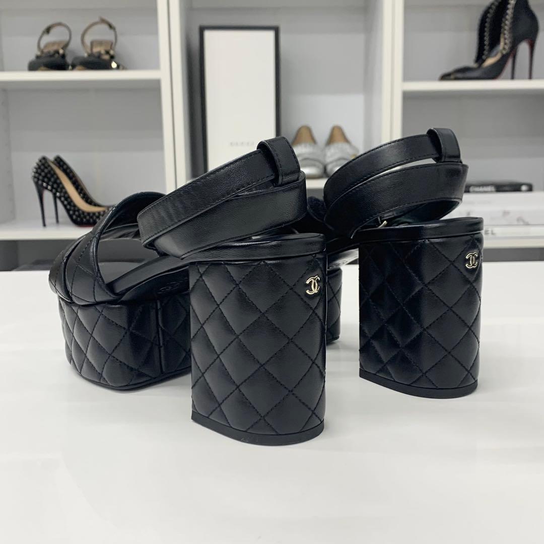 Chanel CC Logo Leather Quilted Strap Sandals Black — view 5