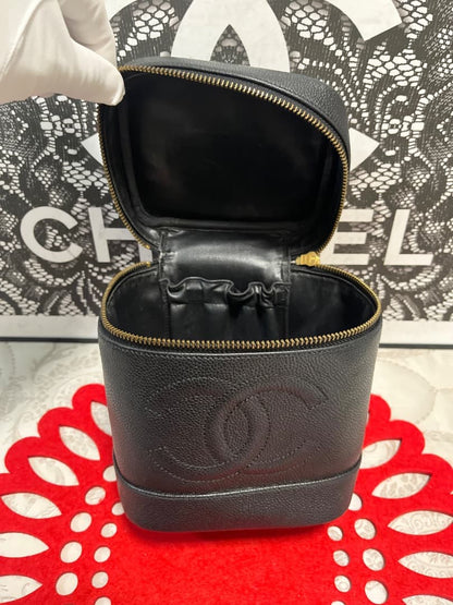 Chanel Vanity Caviar Leather — view 7