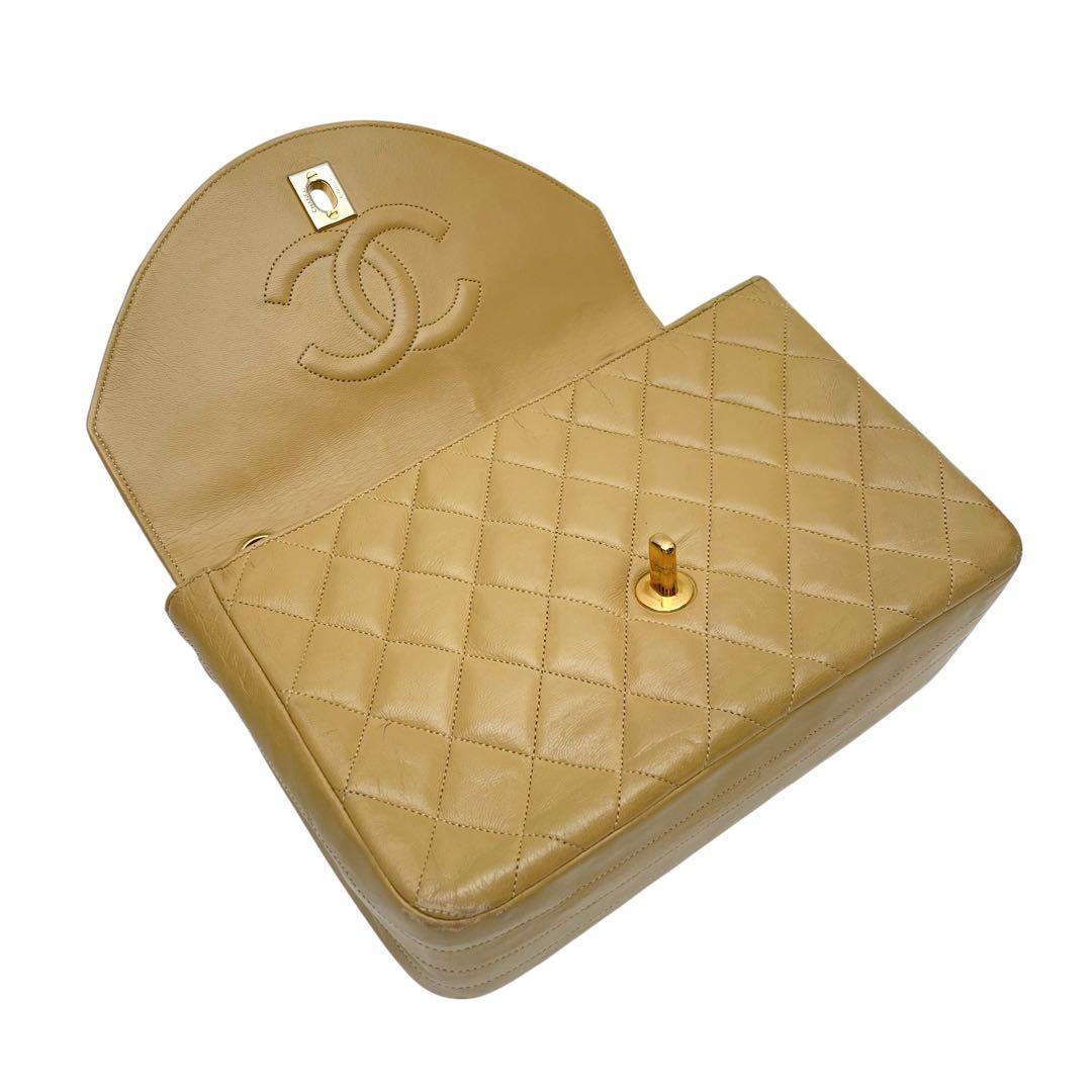 Chanel Quilted Lambskin Chain Shoulder Bag CC Logo — view 7