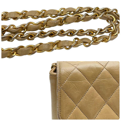 Chanel Quilted Lambskin Chain Shoulder Bag CC Logo — view 9