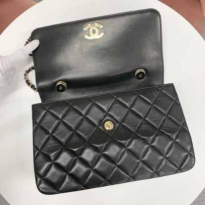 Chanel Top Handle CC Logo Quilted Lambskin — view 6