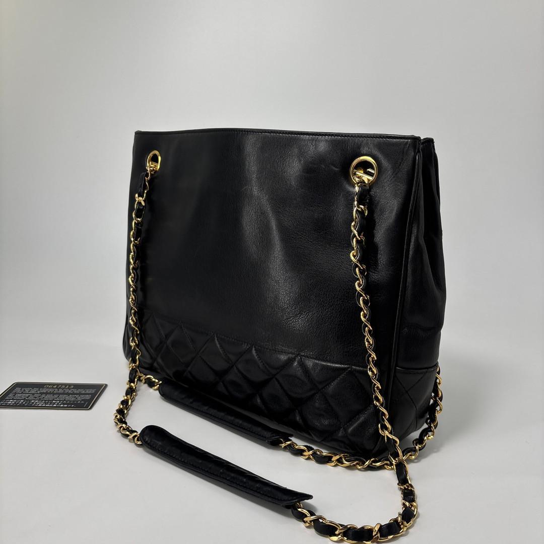 Chanel Lambskin Shoulder Bag Gold Black — view 2